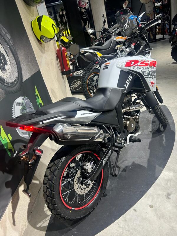 78€/ Mes Um DSR TT 125CC - Imagen 6