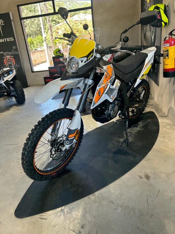88€/ Mes UM DSR XC 125cc