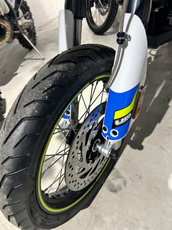 73€/Mes Um Sm 125 - Imagen 6
