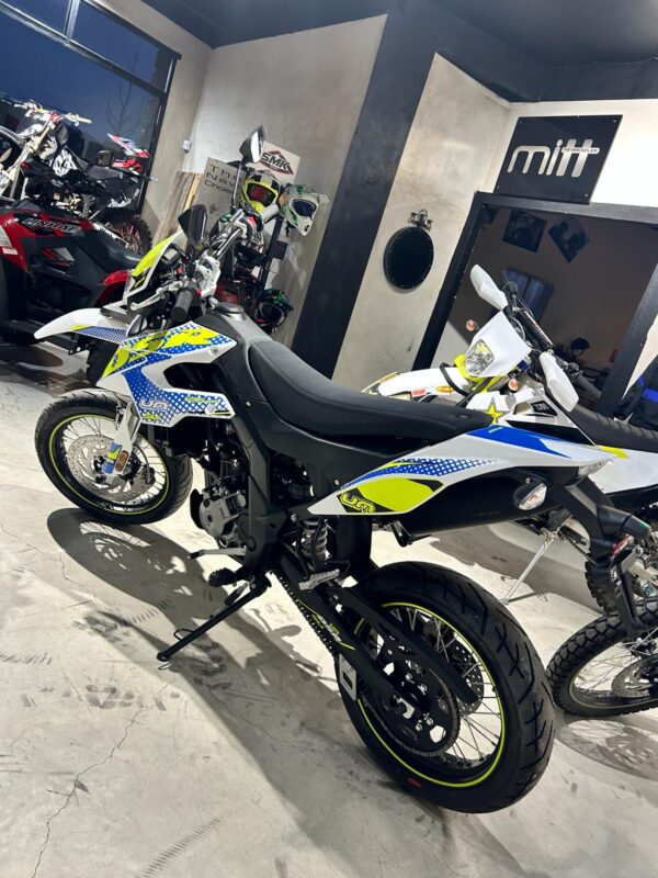 73€/Mes Um Sm 125 - Imagen 7