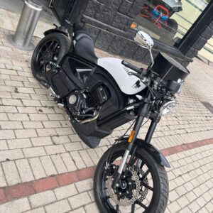 109€/MES LEONART 125 BLANCA