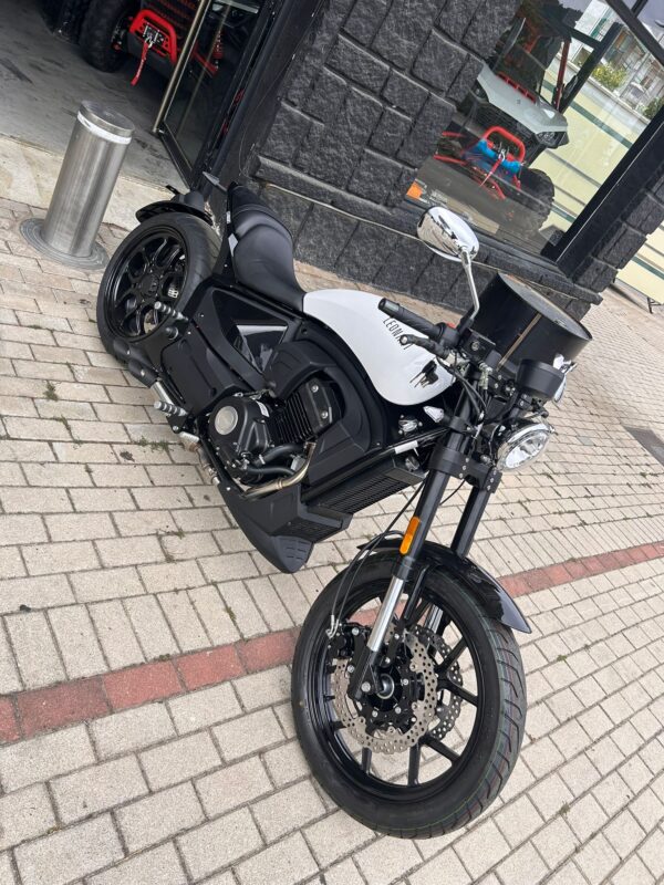 109€/MES LEONART 125 BLANCA