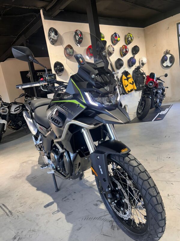 130€/ MES CYCLONE RX4 - Imagen 3